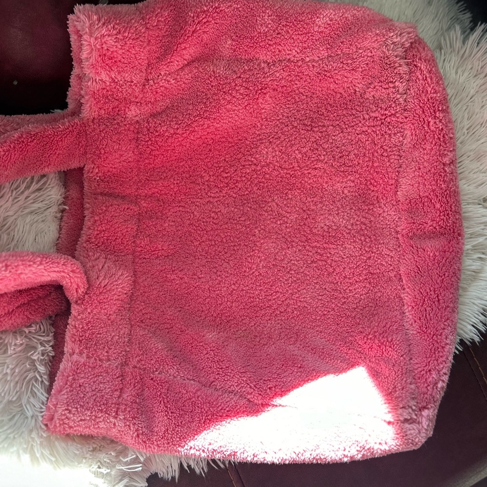 RARE Prada shearling tote 👛 - Picture 9 of 10